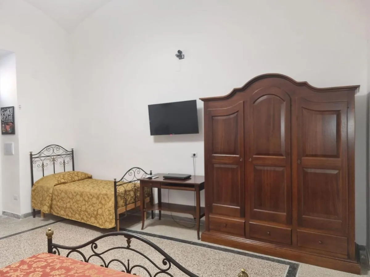 La Casa Di Susi Villa Napoli 0*,
